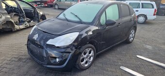 Lacno rozpredám Citroen C3 2009-2013 na náhradné diely - 2