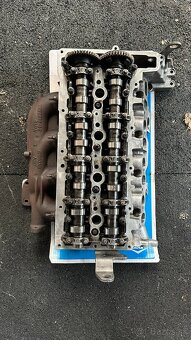 OEM DIELY BMW N47d20A 130KW - HLAVA + KOMPONENTY - 2