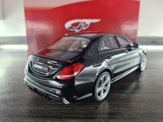 1:18 Mercedes C Brabus - 2