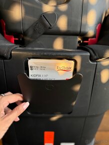 Predám autosedačku Britax Römer KIDFIX - 2