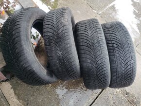 215/60 r17 zimné - 2