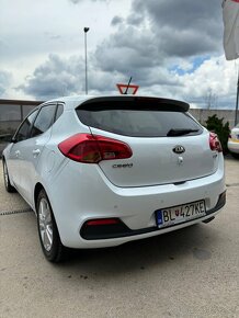 KIA Ceed 2015 - 1.4 Benzín - 2