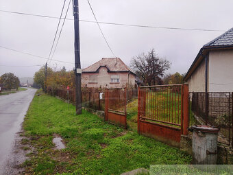 Zachovalá chalupa v dedinke na juhu Slovenska - 2