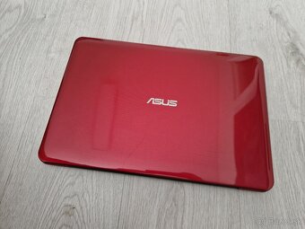 ASUS VivoBook F555L 15,6" FullHD,i3,8gbRAM,SSDhdd - 2