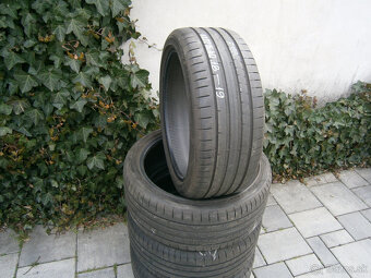 Predám 4x letné pneu Dunlop 225/40 R18 92YXL - 2