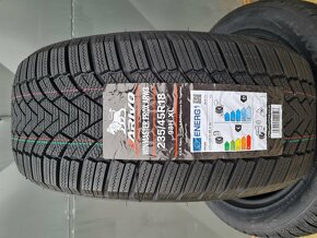 Zimne 235/45R18 - 2