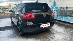 Volkswagen Golf 5 - 2