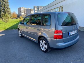 Volkswagen Touran 1.9 77 KW BKC - 2