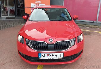 Škoda Octavia 1.6 TDI 85kW Ambition - 2