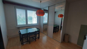 1-izb. byt s balkónom na ulici Zd. Nejedlého v Leviciach - 2