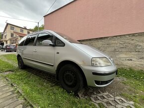 Volkswagen sharan 1.9 TDi 96 kw - 2