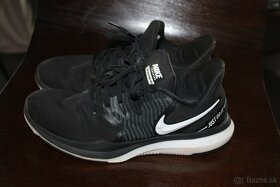 NIKE training tenisky vel.37,5 - 2