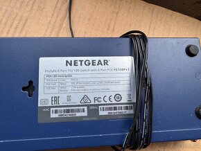 Switch Netgear FS108P - 2