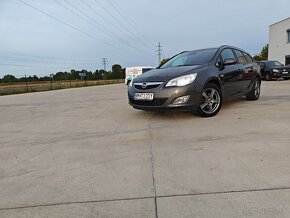 Opel Astra J 1.7 cdti - 2