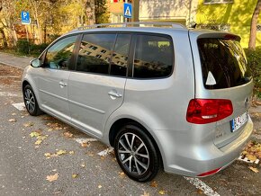 VW Touran - 2