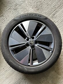 Elektrony Škoda Enyaq + Pirelli pneumatiky 235/55 R19 - 2