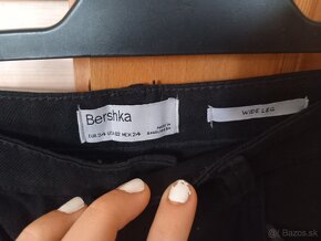 Bershka čierne rifla - 2