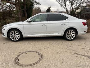 Škoda Superb 2.0 TDI 2022 - 2