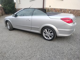 Opel Astra cabrio 1.8 benzin rv,2008 TOP STAV - 2