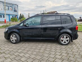 Volkswagen Touran 1.6 TDI Comfortline DSG

 - 2