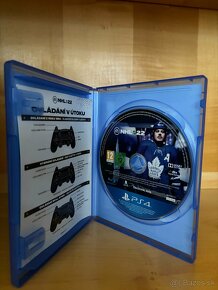 PlayStation 4 HRY - 2