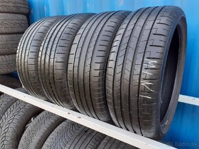 205/40R18 RFT Pirelli Pzero 2020 - 2