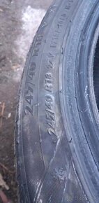 Predám pneumatiky 245/40R18 Zimné - 2