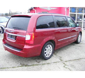 Prodám Chrysler Town Country - 2