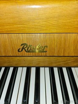 Pianino rosler - 2