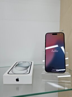 Apple iPhone 15 Plus 128GB (čierny) - 2