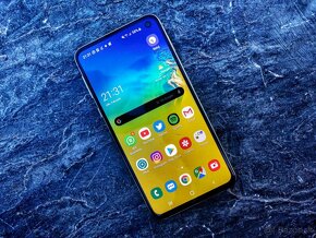 Samsung S10e 128GB predaj/vymena - 2