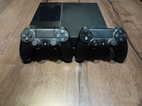 Sony Playstation 4 - 2