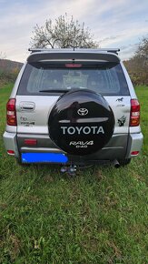 Toyota RAV4 - 2