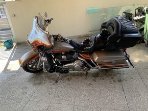 Harley-Davidson Electra Glide - 2