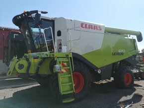 Predám kombajn CLAAS Lexion 670 + žací stôl V750+prepravník - 2