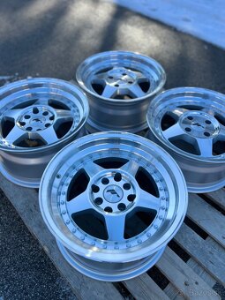 Disky Japan racing R15 JR6 4x100 - 2