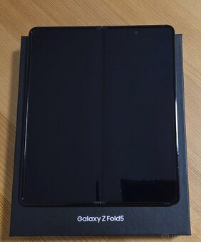 Samsung Galaxy Z Fold 5 - 512Gb TOP stav - 2