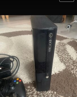 Xbox360 E 500gb + kinect - 2