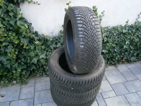 Predám 4x zimné pneu Goodyear 205/55 R16 91H - 2