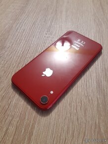 iPhone XR / 64GB Červený prasknutý displej - 2