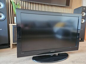 Full HD LCD TV Samsung 40" - 2