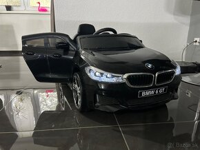 Elektrické autíčko BMW 6 GT - čierne - 2