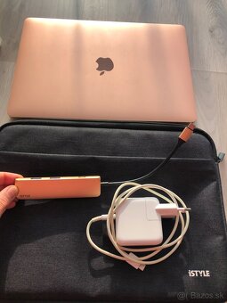 MacBook M1 2020 Rose Gold 8GB 13” - 2