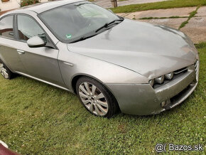 Rozpredám na náhradné diely ALFA ROMEO 159 - 2