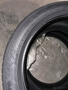 Kumho 225/45 R19 - 2