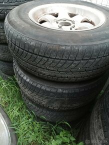 Predám elektróny 5x114.3 235/70 R16 zimne - 2