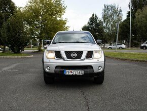 Nissan Navara 2.5 D - 2