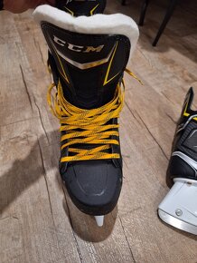 Korčule CCM Tacks 9080 Sr - 2