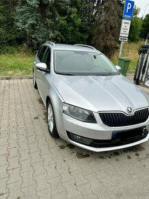 Škoda Octavia Combi 2.0 tdi 110kw DSG Style - 2