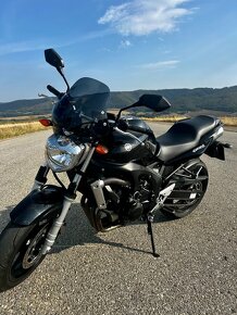 Predám YAMAHA FZ6 Fazer 600 - 2